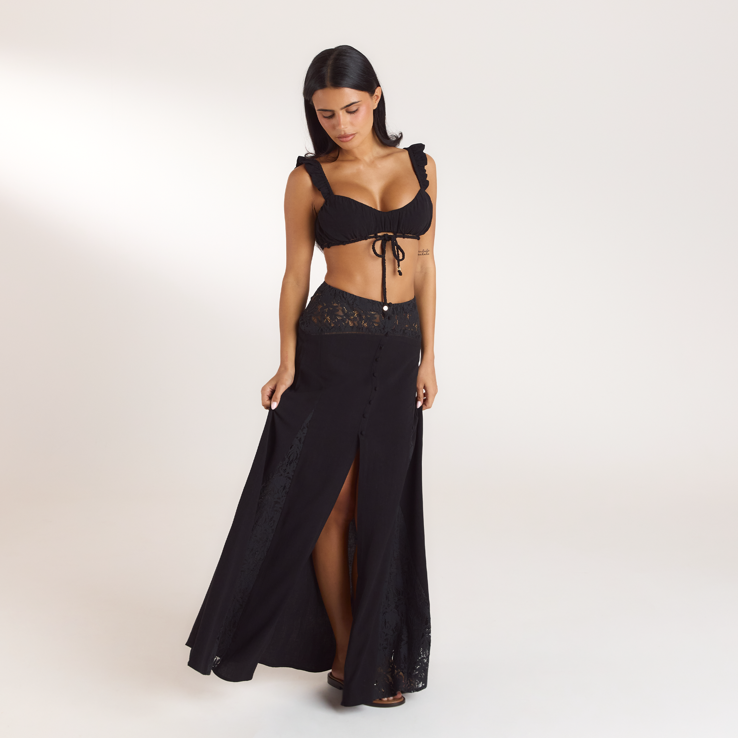 Maxinederdel med blonder | Maxinederdel med blonder - Sort