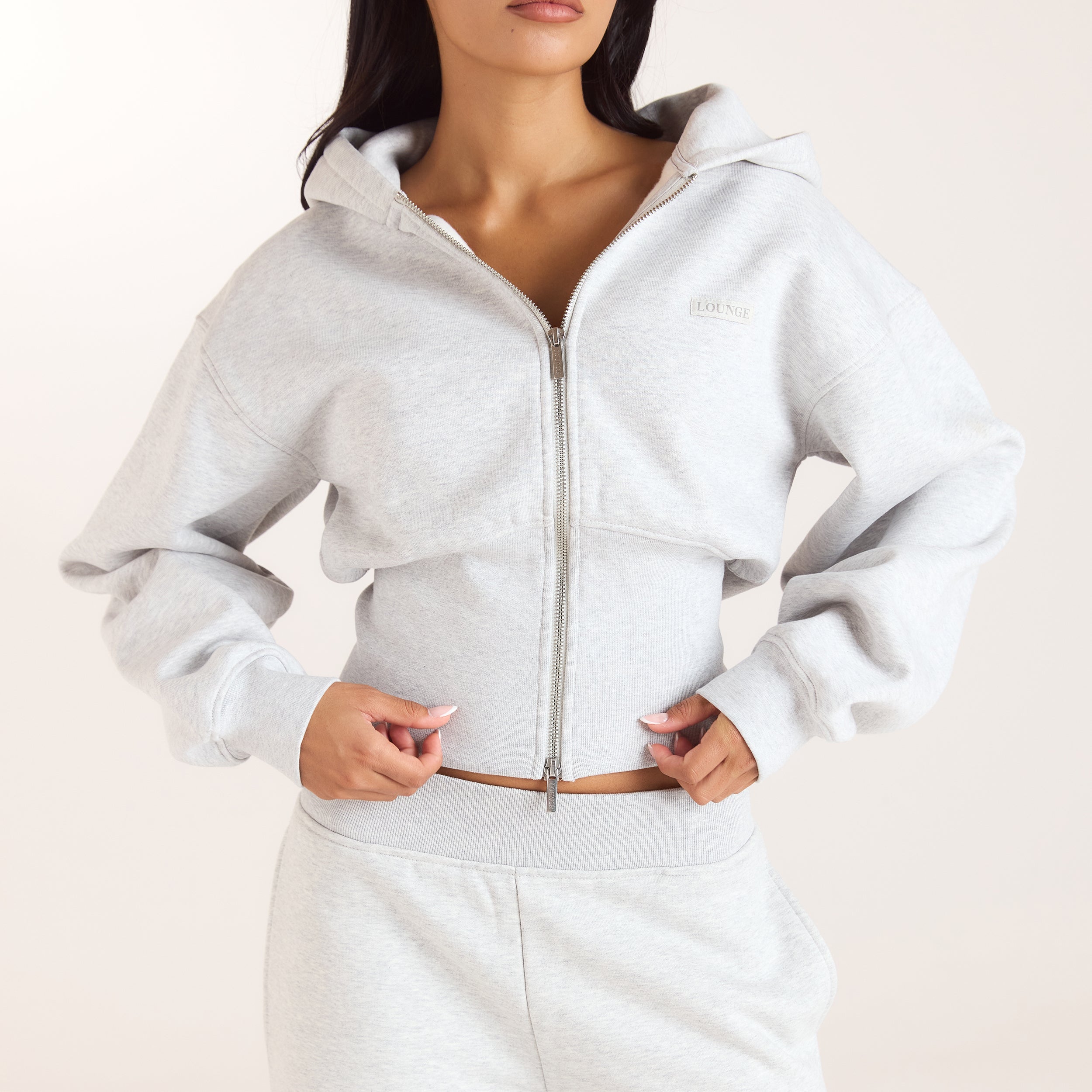 Zip-Up Hoodie med tætsiddende talje - Grå