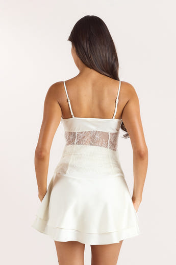 Satin Cami Top med cowl neck - Creme alternate