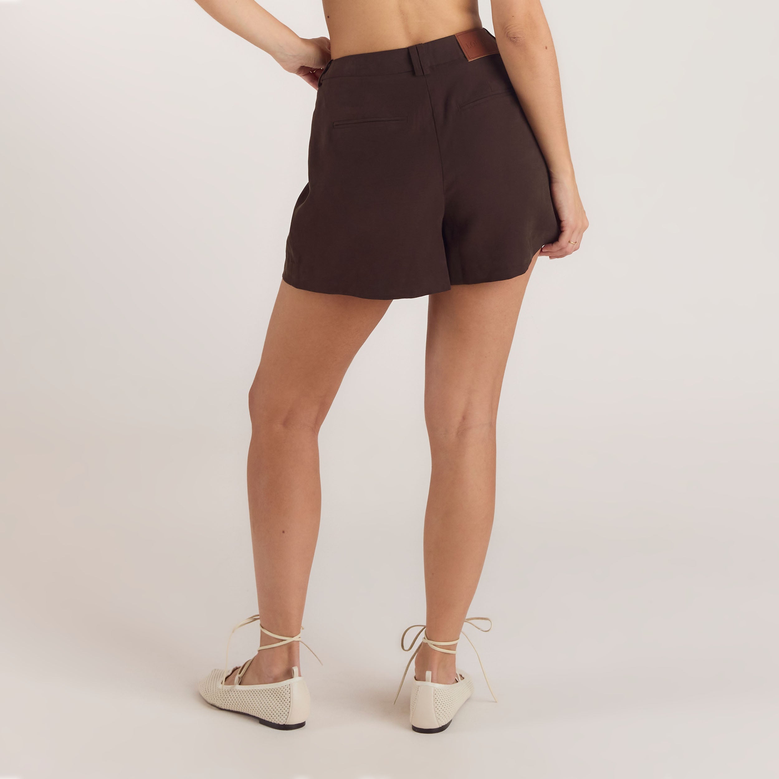 Højtaljede Tailored Shorts | Højtaljede Tailored Shorts - Chokolade