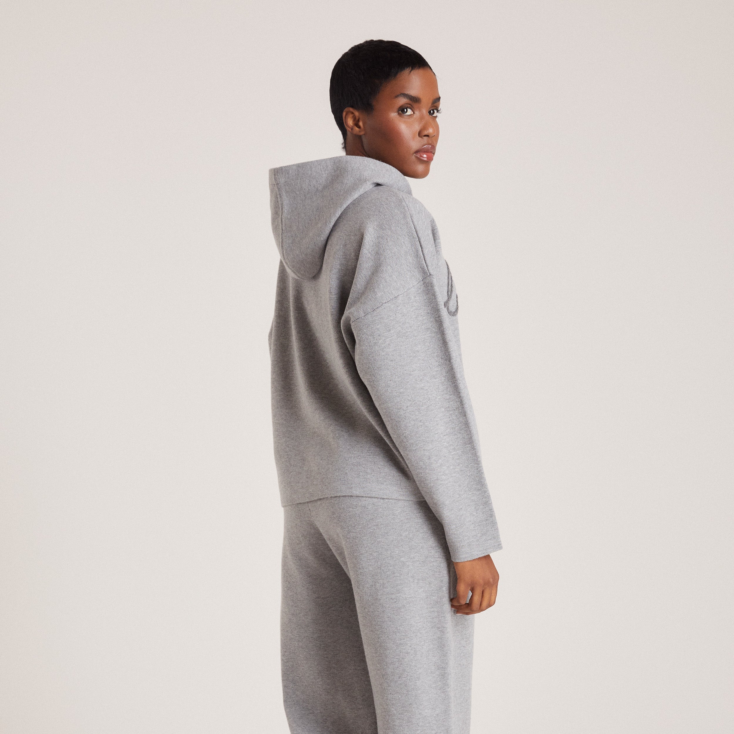 Strikket Lounge Hættetrøje | Knitted Lounge Hoodie - Grey Marl
