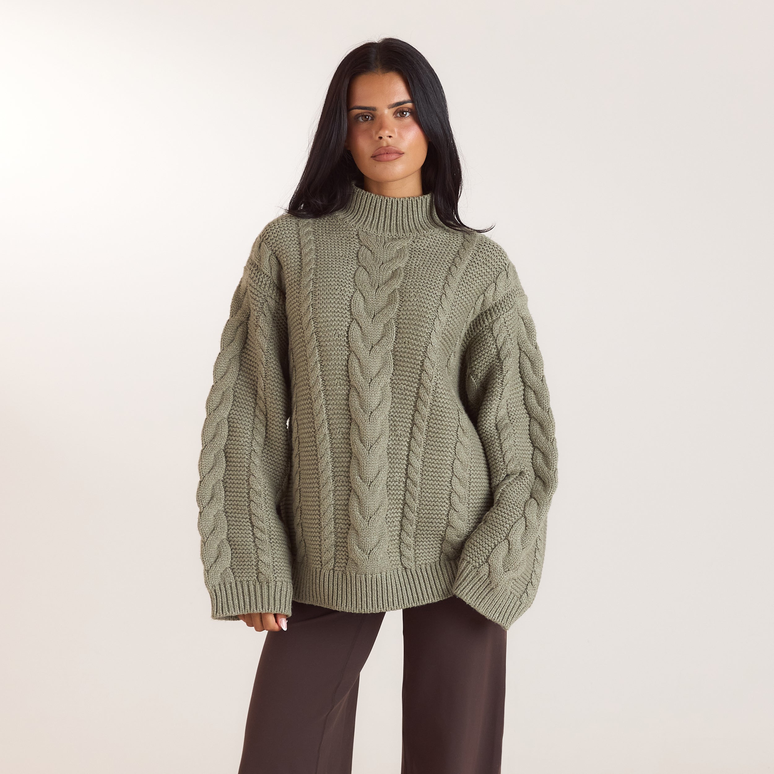 Oversize jumper i kabelstrik | Oversize jumper i kabelstrik - Oliven