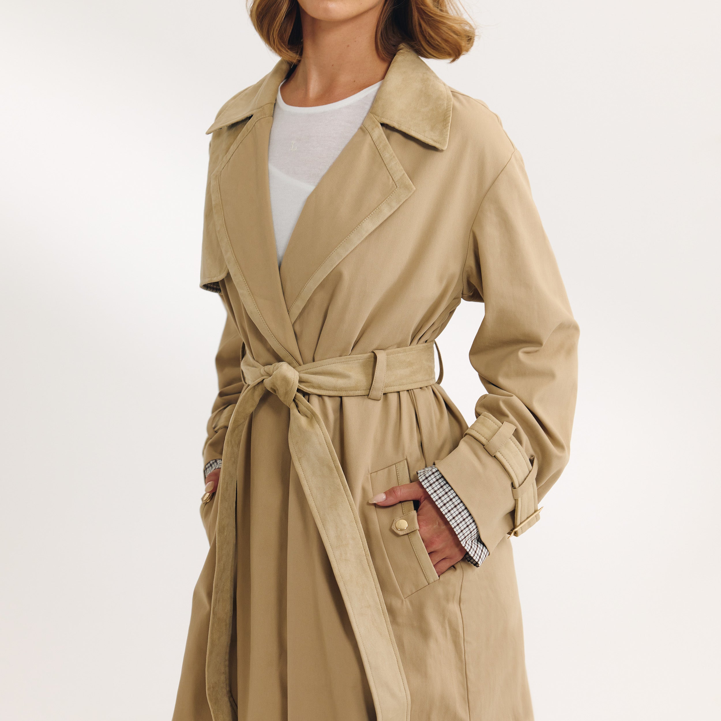 Trenchcoat med suedette-detaljer | Trenchcoat med suedette-detaljer - Sand