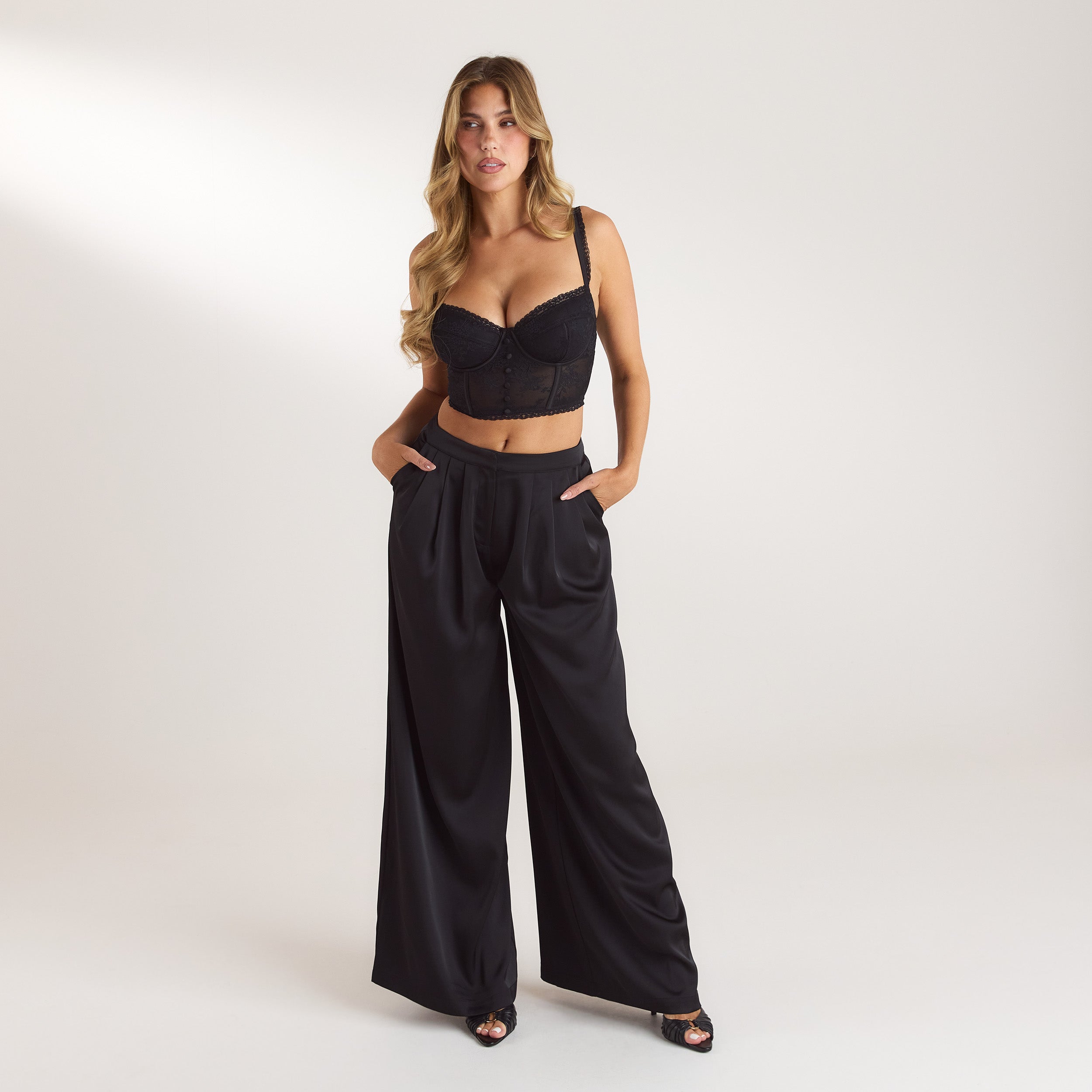 Lace Bralette Top | Lace Bralette Top - Sort