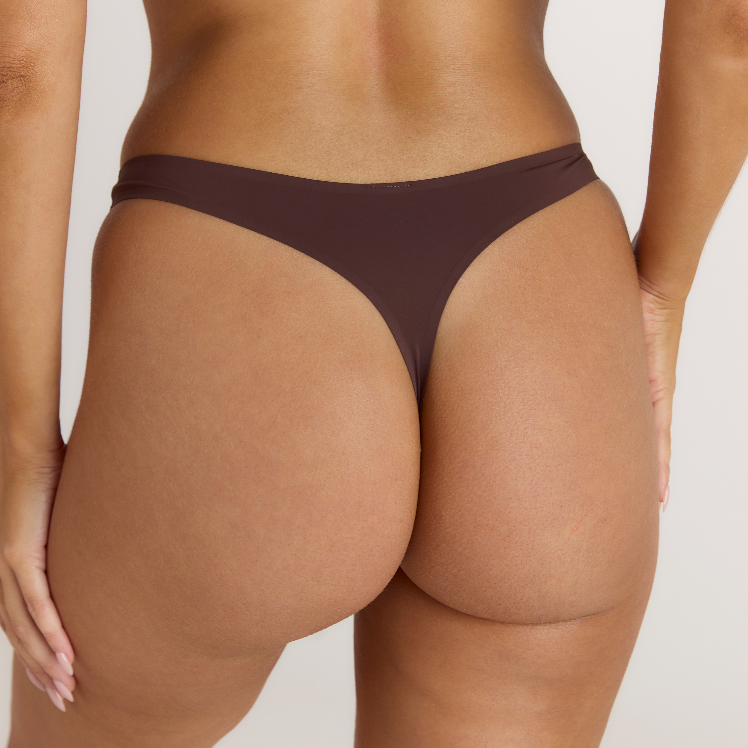 Seamless Thong | Seamless Thong - Chokolade