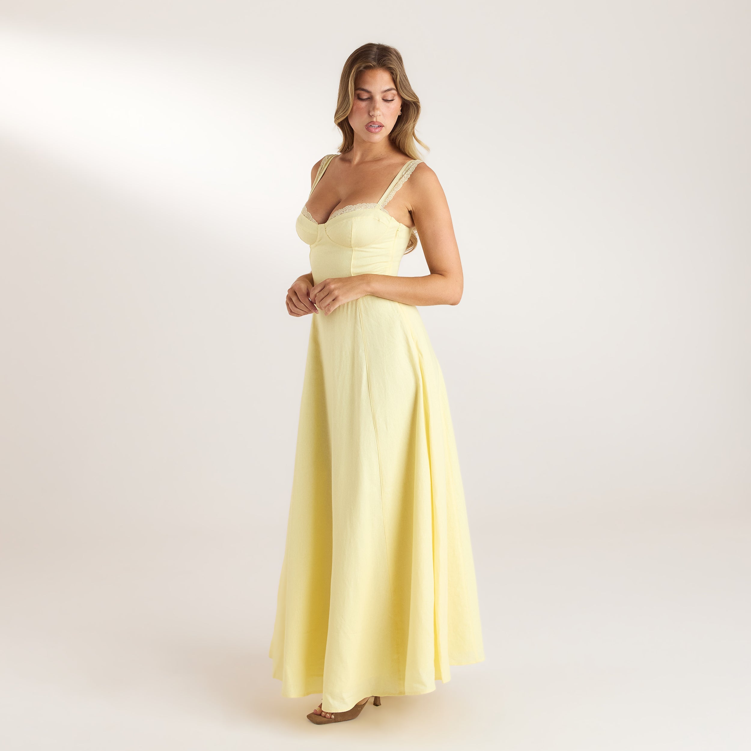 Lace Trim Maxi-kjole | Lace Trim Maxi-kjole - Citrongul
