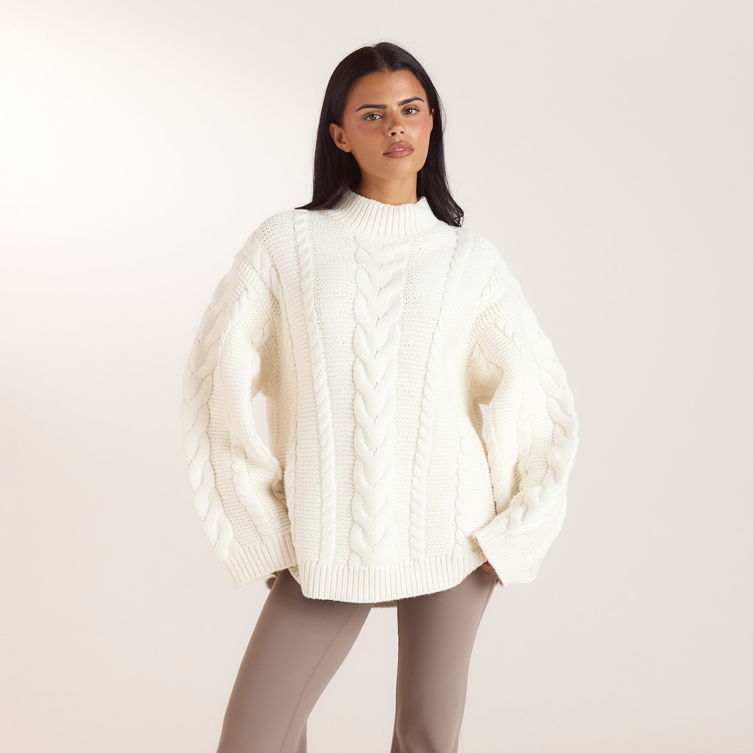 Oversize jumper i kabelstrik | Oversize jumper i kabelstrik - Creme