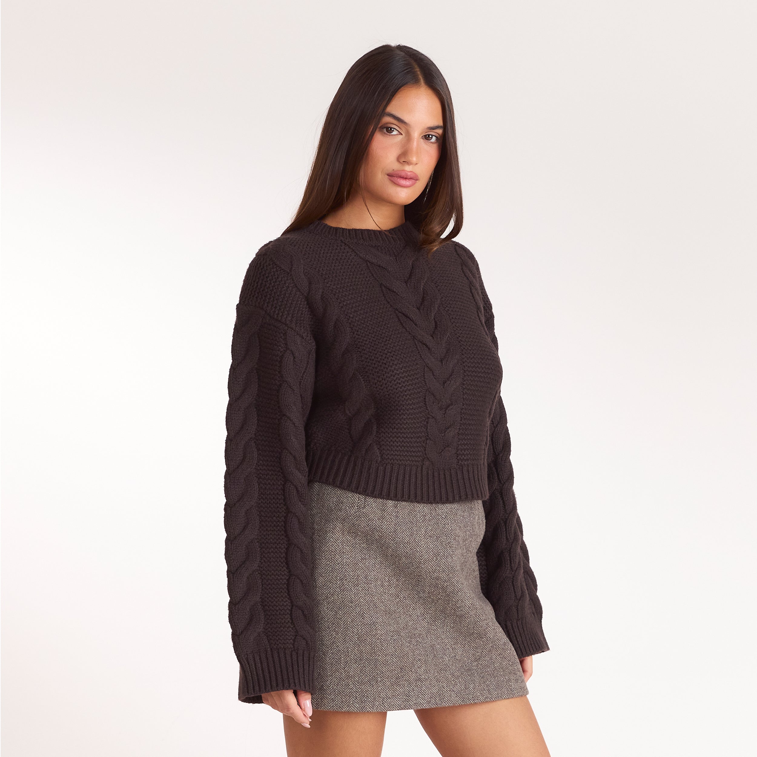 Crop jumper i kabelstrik | Crop jumper i kabelstrik - Mørk Chokolade