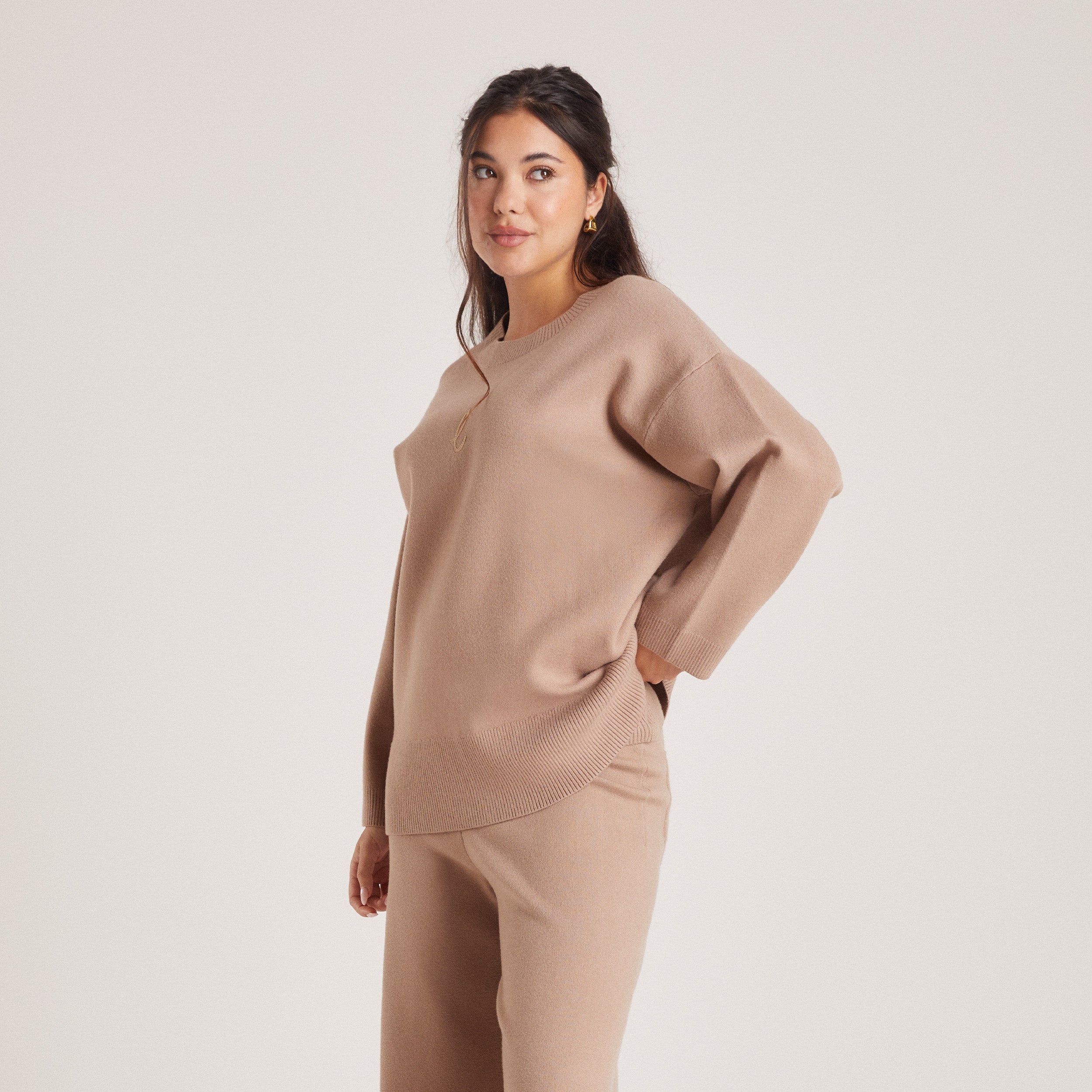 Strikket Trøje med rund hals | Knitted Crew Neck Jumper - Mink