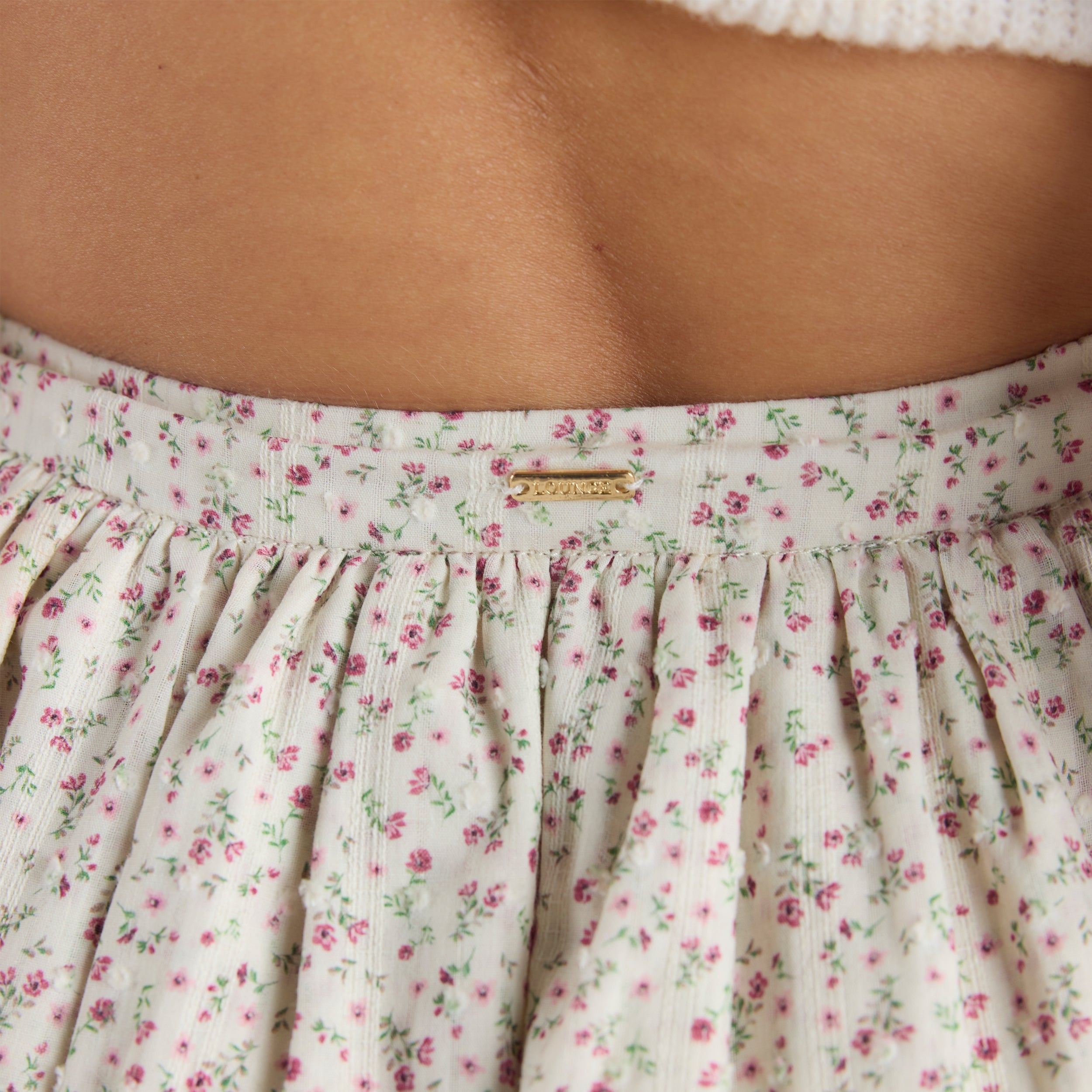 Dobbeltlags Nederdel | Dobbeltlags Nederdel - Blomstret Creme