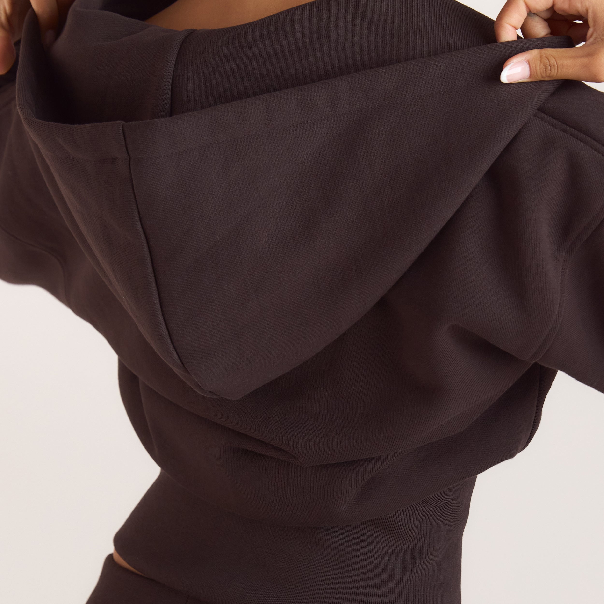 Zip-Up Hoodie med tætsiddende talje | Zip-Up Hoodie med tætsiddende talje - Mørk Chokolade