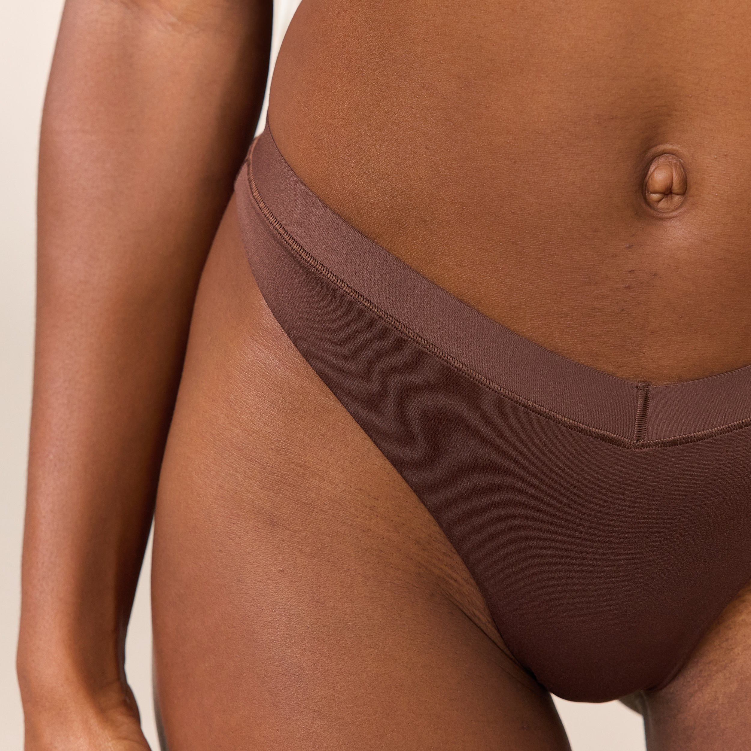 Everyday Comfort Thong | Amina, S